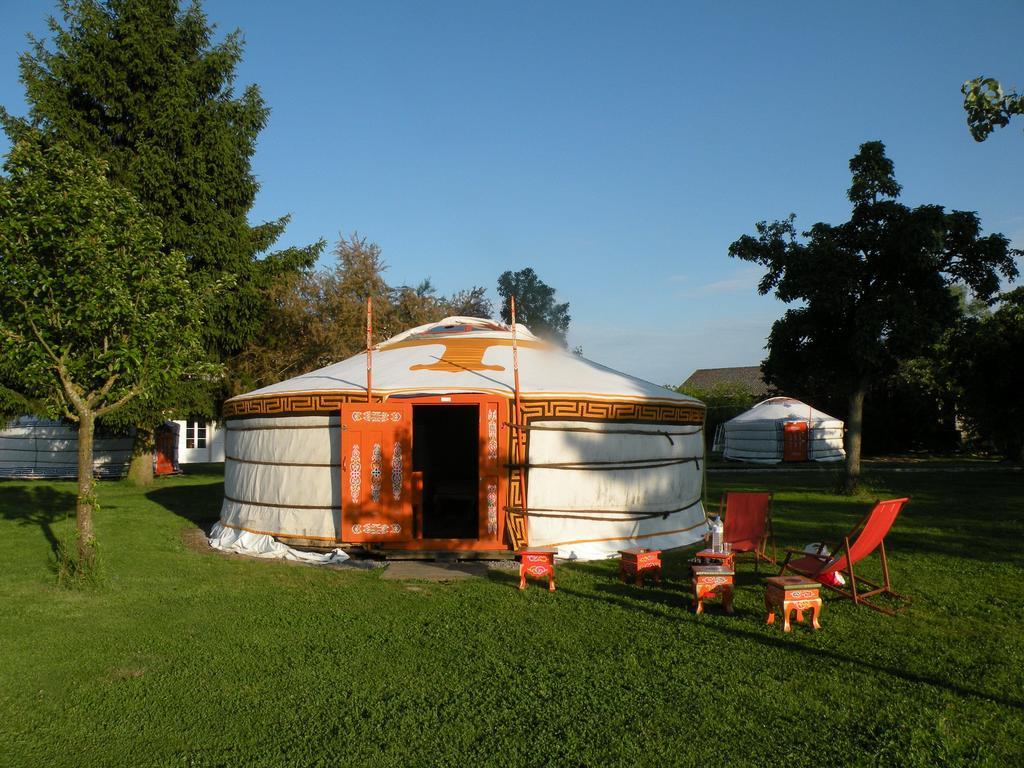 Yourte Nomade-Lodge Les Ecrennes Room photo